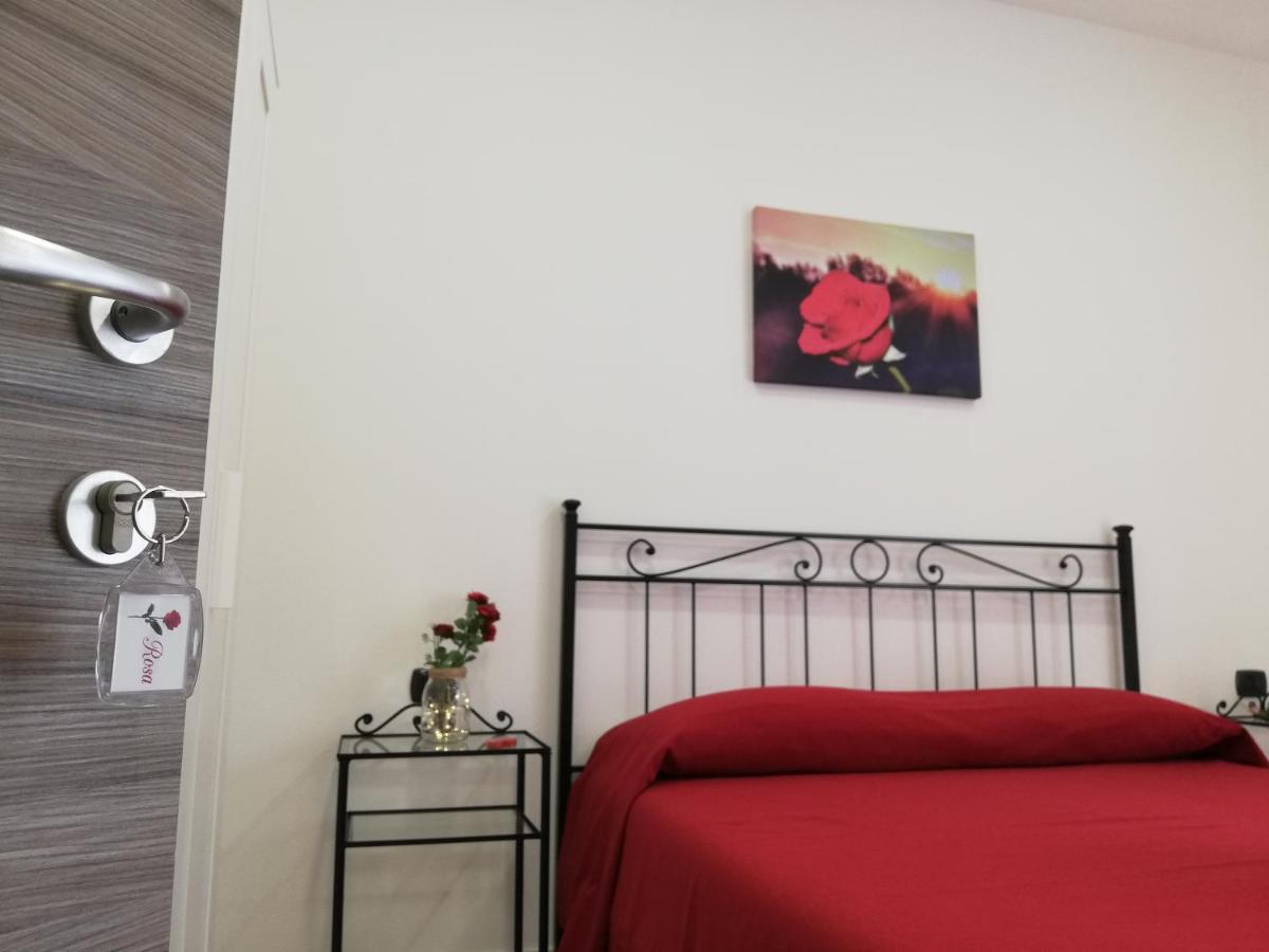 IL GIARDINO  Bed and Breakfast Pimonte Esterno foto